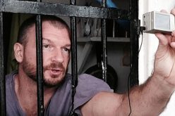 “Survivor” producer held up in Mexico following wife’s murder