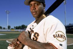 Prosecutors still considering whether to re-try Bonds