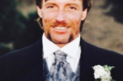 Good Samaritan Stabbed to Death After Tracking Down Robber