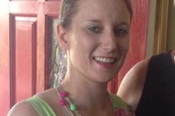 Female renter steals blank checks from elderly victim