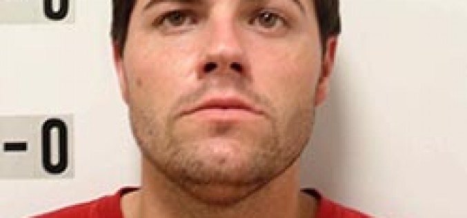 Narcotics detectives happen upon a meth user and seller