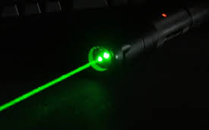 Man Allegedly Hit Sheriff Pilot’s Eye with Green Laser