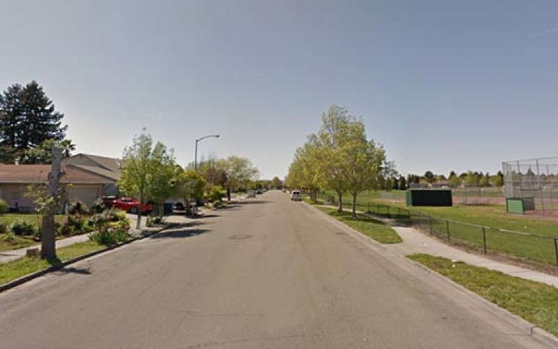 Drunk driver attracts attention, and runs for it