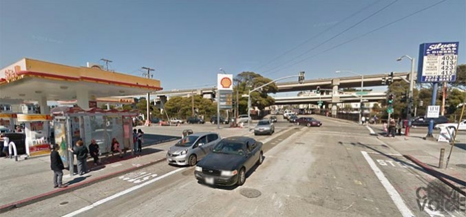 After Purse Snatch, Bandits Nearly Strike Victim in Getaway Car