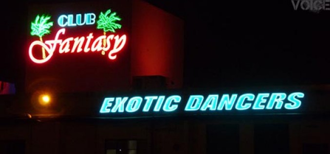 Strip Club Intruder Shot by Worker