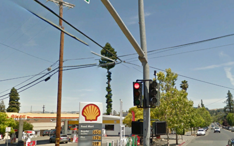 Fourth Taser Brings Down Knife-Wielding Suspect in Petaluma