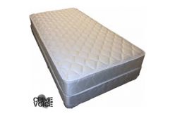 Suspect Arrested After Attacking Cops with Mattress