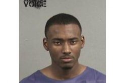 Coffee Shop Customers Hold Suspect for Officers to Arrest