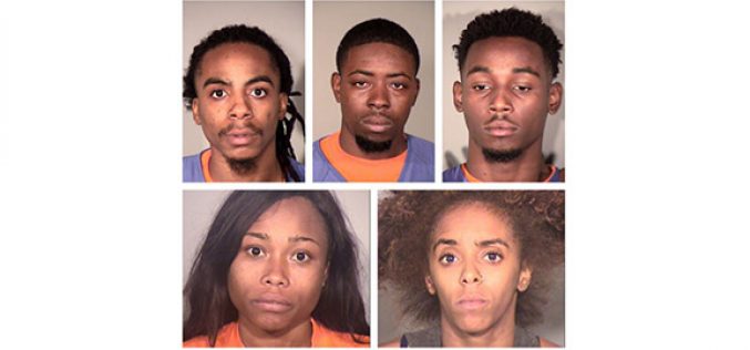 Customers Tackled, Stop Apple Store Thieves