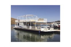 Houseboat burglars caught in the act by marina