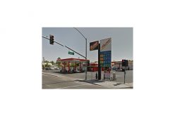 Man fails at carjacking, then stabs man nearby