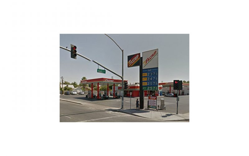 Man fails at carjacking, then stabs man nearby