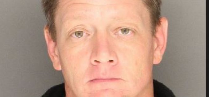 Holiday Thieves Celebrate Holidays in Jail