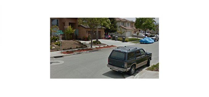 Alert neighbors calls cops on burglars