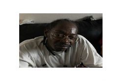 Convicted Felon Stashes Drugs, Cash, and Gun