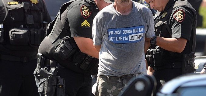 Work crew helps Solano County deputies detain cold case suspect