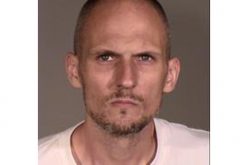 $500K Bail for Felon with Firearms Arsenal