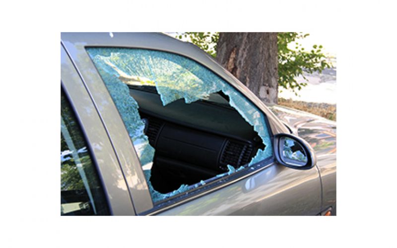 Window smasher doesn’t speak to witnesses, officers