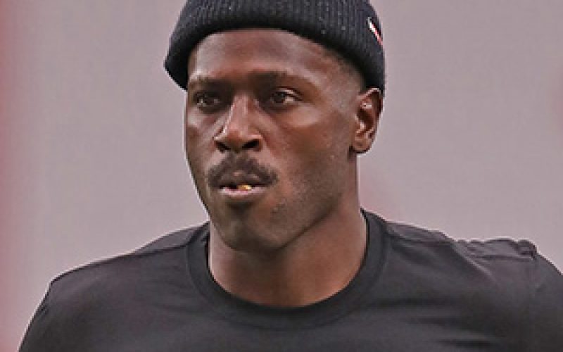 ANTONIO BROWN ARREST WARRANT ISSUED … Beware Of Guns