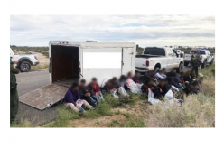 Agents arrest man accused of smuggling 42 people over El Centro border