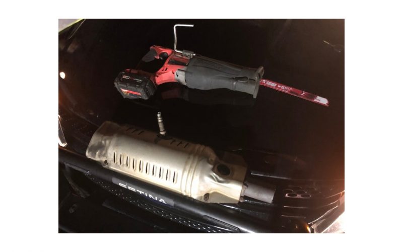4 Persons Arrested on Suspicion of Stealing Catalytic Converters