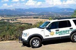 Three thieves steal gun safe, leave threatening message behind