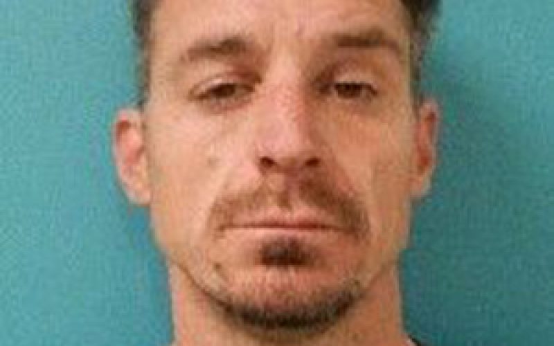 Man sought in crowbar assault