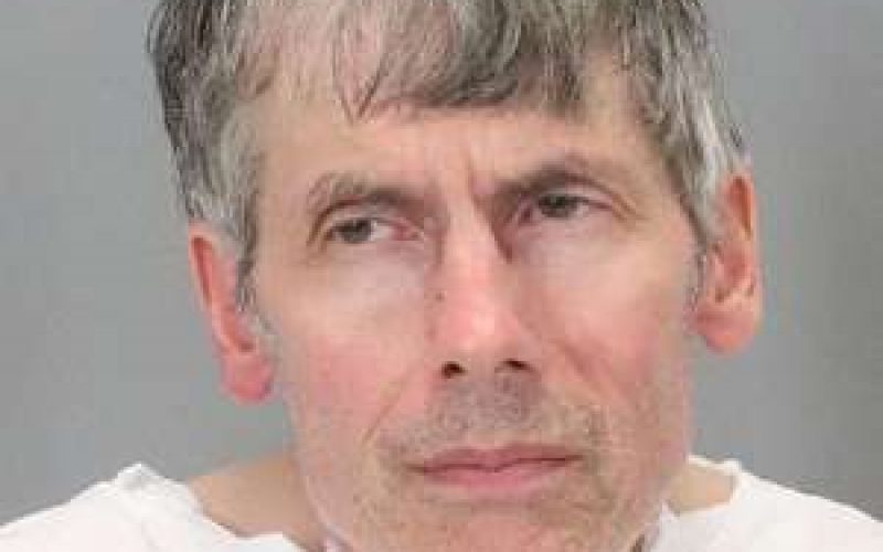 Man fatally stabs woman and arrested at scene