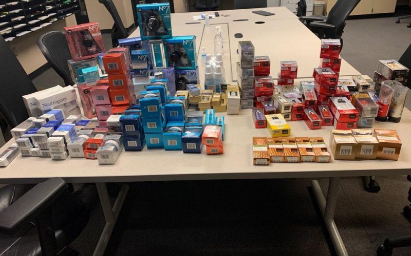 Trio of cosmetic thieves try to speed away