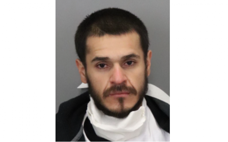 Palo Alto: Suspect arrested in recent burglaries, one more suspect sought