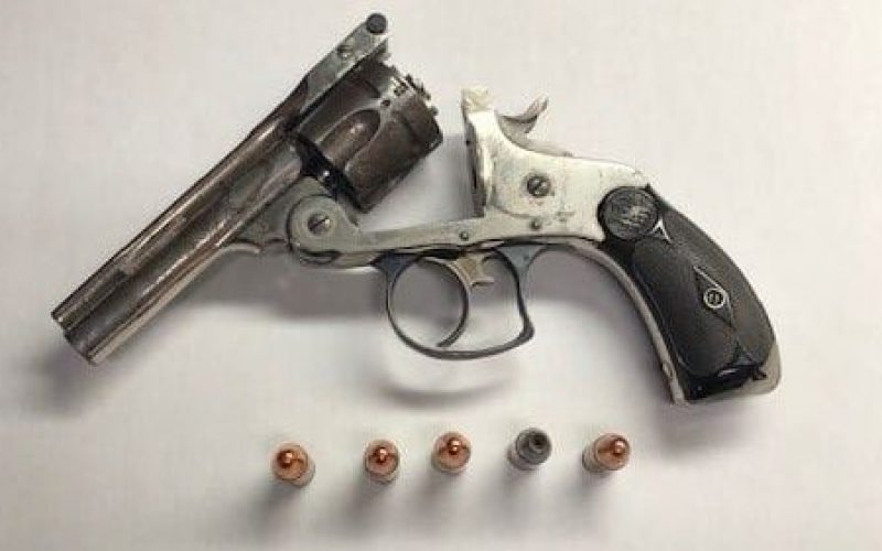 No license, no seatbelt, no insurance…..but a loaded gun