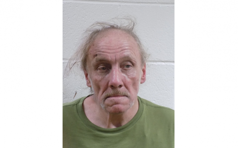Sheriff’s Office: Pioneer man arrested after being seen carrying shotgun near elementary school