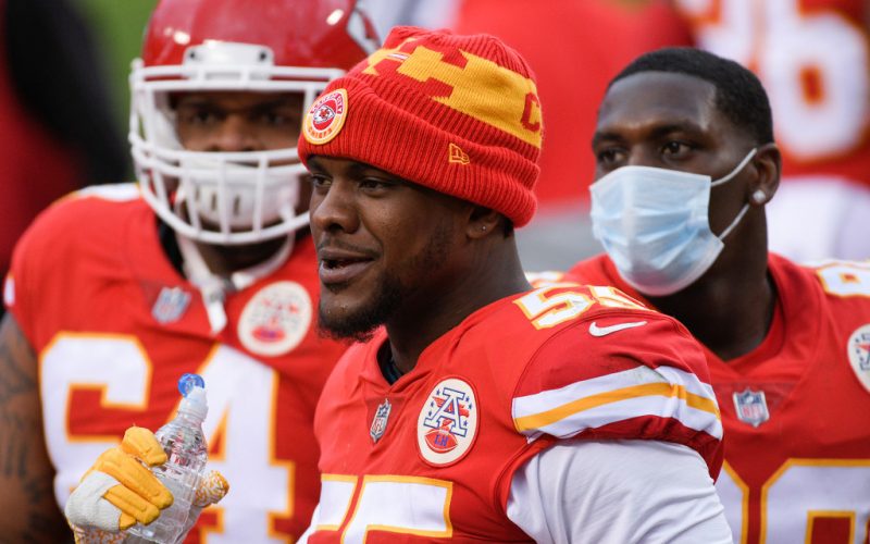 Chiefs’ Frank Clark arrested for allegedly possessing Uzi in car