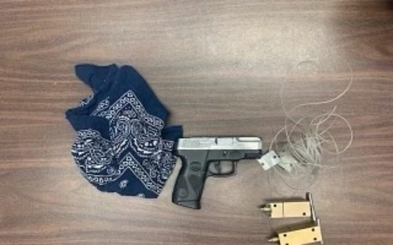 Robber caught with improvised weapon