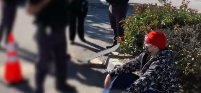 Man arrested for downloading, distributing child porn