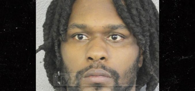 NFL’S MALIK MCDOWELL NAKED ARREST CAUGHT ON VIDEO