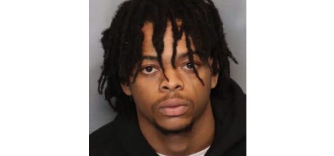 Man reportedly exchanges gunfire with attempted robbery suspects; one arrested