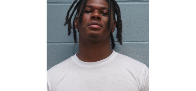 TMZ report: Auburn QB T.J. Finley arrested … After allegedly fleeing from cops on motorcycle