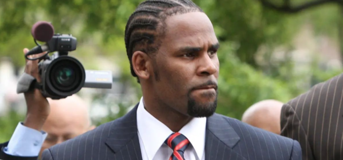 TMZ report: R. Kelly Guilty of Child Pornography in Illinois Federal Trial