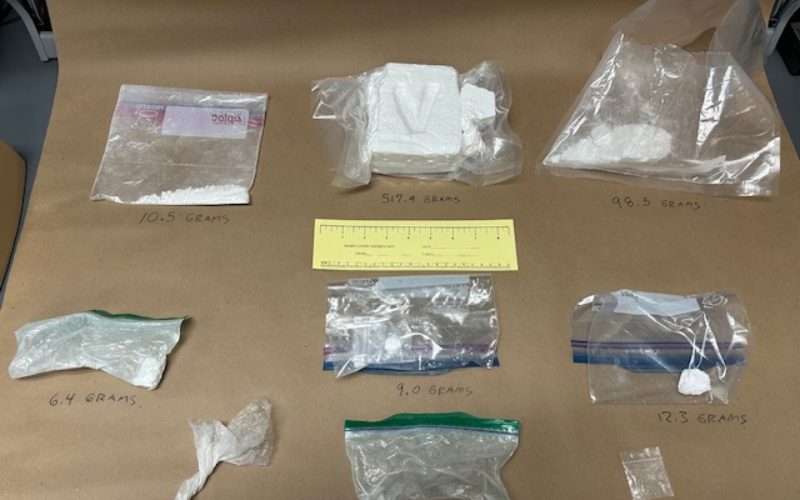 Detectives Arrest 2 Men Suspected of Cocaine Trafficking